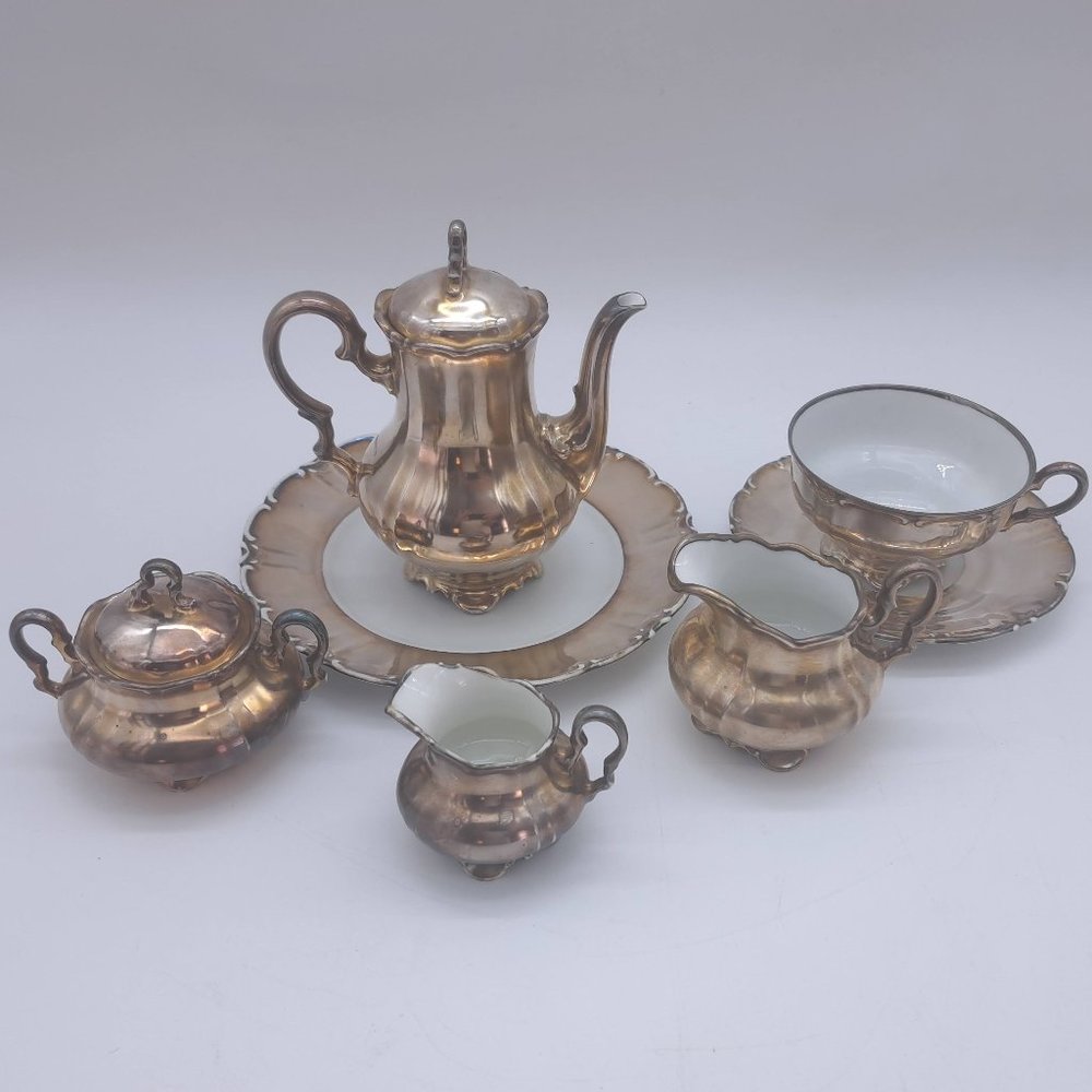 Beyer and Bock Volkstedt Melatin Tea Set